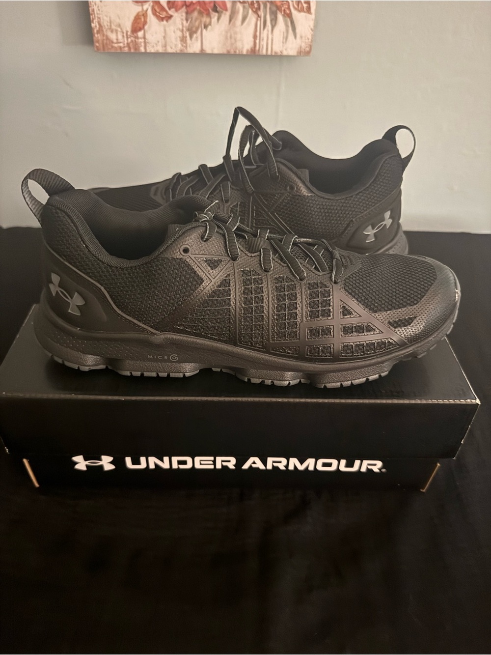 Under Armour Women’s All-Black Lightweight Training Shoes. Size 8. New with box.